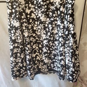 Torrid Floral skirt